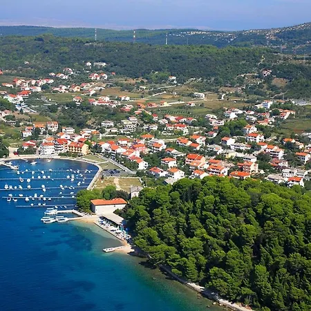And With Parking Space Palit, Rab - 3195 Gasthof 3*