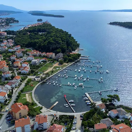 Penzion And With Parking Space Palit, Rab - 3195 New Translation