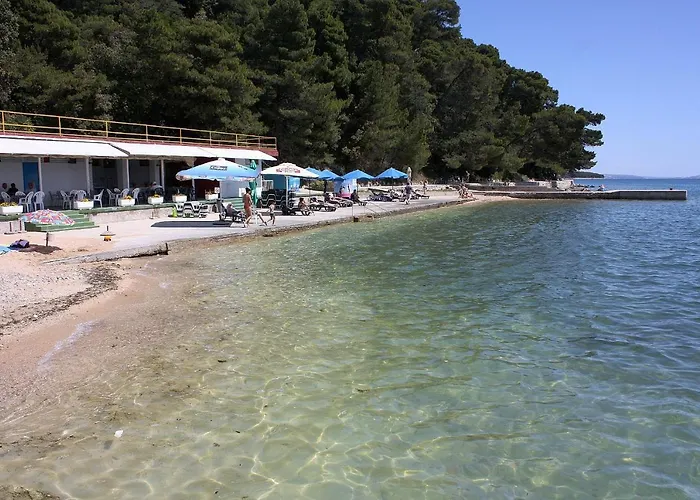 Gasthof And With Parking Space Palit, Rab - 3195 3*