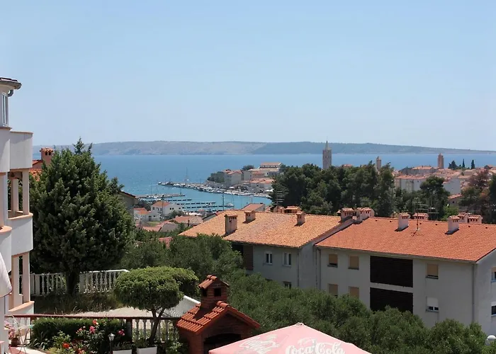 And With Parking Space Palit, Rab - 3195 Gostinjska kuća 3*